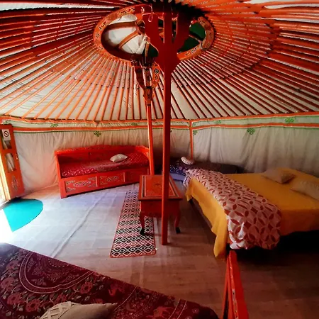 Yourtes Corse Le Pre Aux Biches Campo de lujo *