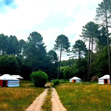 Campo de lujo Yourtes Corse Le Pre Aux Biches