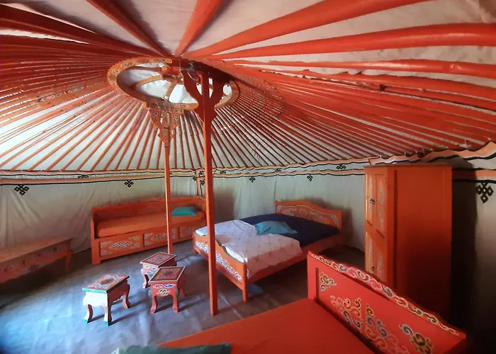 Yourtes Corse Le Pre Aux Biches *