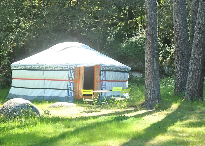 Yourtes Corse Le Pre Aux Biches Zonza